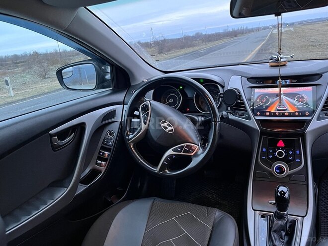 Hyundai Elantra 2015, 144,036 km - 1.8 l - Bakı