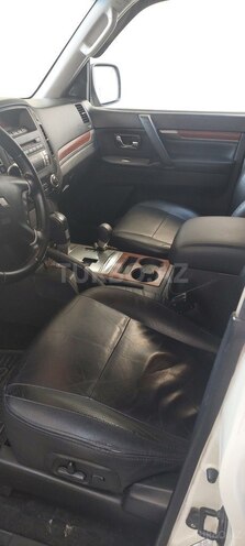 Mitsubishi Pajero 2008, 175,000 km - 3.0 l - Bakı