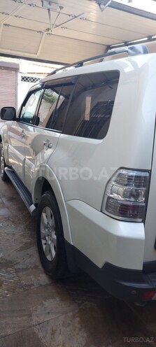 Mitsubishi Pajero 2008, 175,000 km - 3.0 l - Bakı