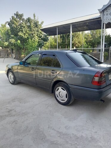 Mercedes C 220 d 1997, 490,000 km - 2.2 l - Kürdəmir