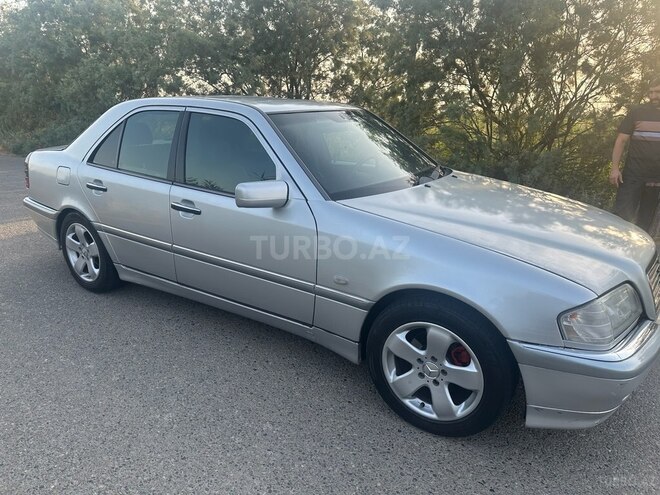 Mercedes C 180 1999, 249,424 km - 1.8 л - Sabirabad