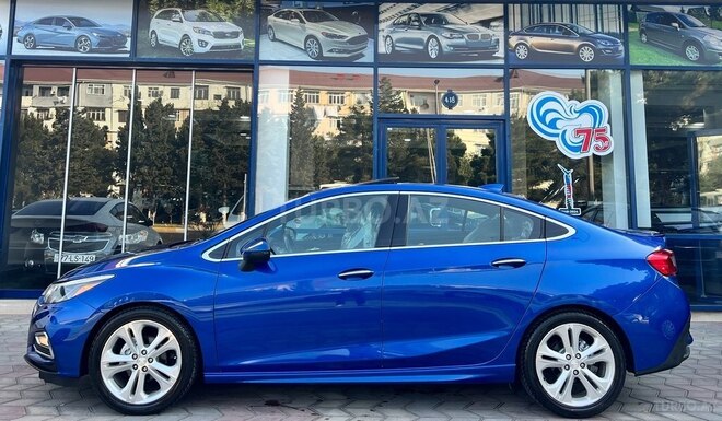 Chevrolet Cruze-13