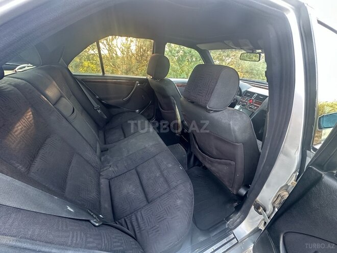 Mercedes C 180 1999, 249,424 km - 1.8 л - Sabirabad