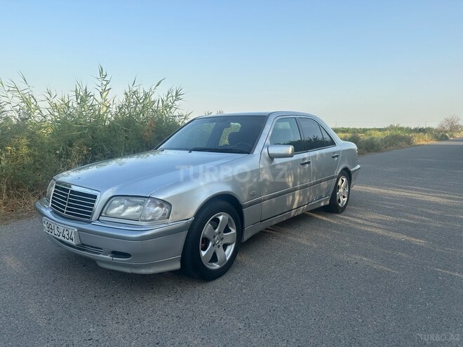 Mercedes C 180 1999, 249,424 km - 1.8 л - Sabirabad