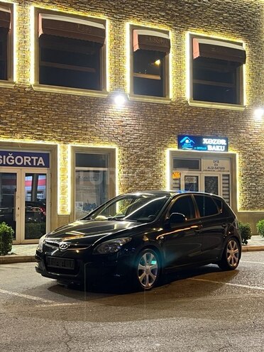 Hyundai i30 2010, 195,000 km - 1.4 l - Bakı