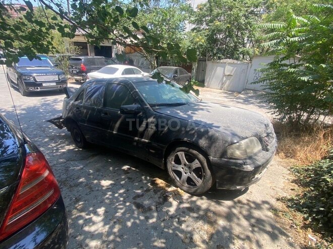 Mercedes C 200 1995, 255,588 km - 2.0 л - Bakı