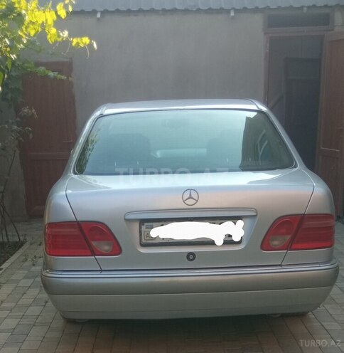 Mercedes E 230 1996, 482,075 km - 2.3 l - Xırdalan