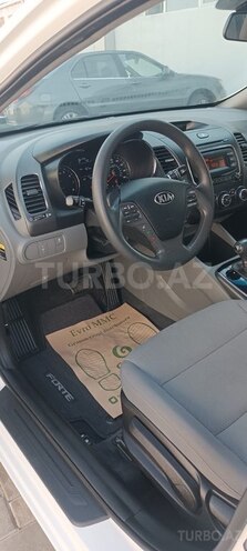 Kia Forte 2018, 90,000 km - 2.0 l - Bakı