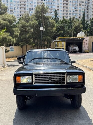 LADA (VAZ) 2107-1