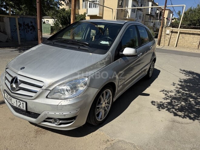 Mercedes B 180 2009, 250,000 km - 1.7 l - Bakı