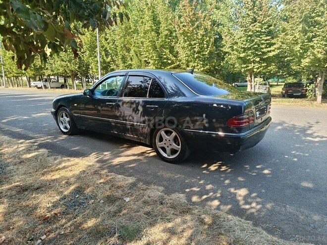 Mercedes E 320 1998, 325,680 km - 3.2 l - Lənkəran