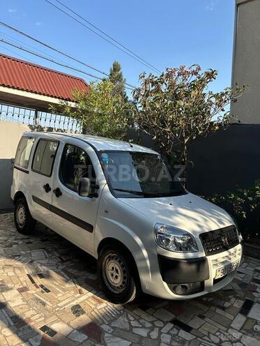 Fiat Doblo 2014, 259,536 km - 1.4 l - Bakı