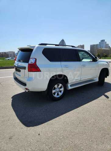 Toyota Land Cruiser Prado-2