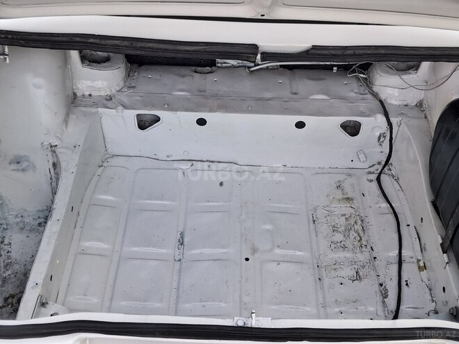 LADA (VAZ) 2107 2006, 751,345 km - 1.6 l - Ucar