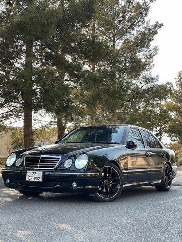 Mercedes E 320 2001, 328,000 km - 3.2 л - Bakı