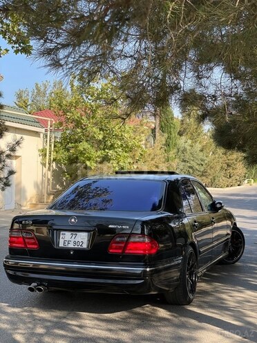 Mercedes E 320 2001, 328,000 km - 3.2 л - Bakı