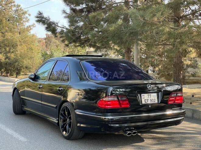 Mercedes E 320 2001, 328,000 km - 3.2 л - Bakı