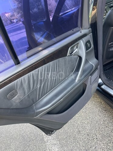 Mercedes E 320 2001, 328,000 km - 3.2 л - Bakı