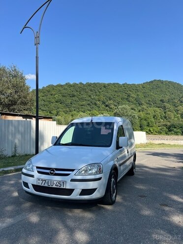 Opel Combo 2010, 333,000 km - 1.3 л - Balakən