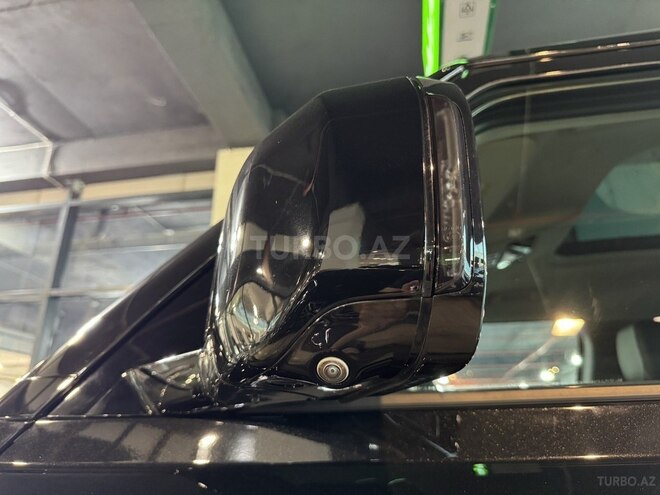 Land Rover Defender 2023, 39,400 km - 3.0 l - Bakı