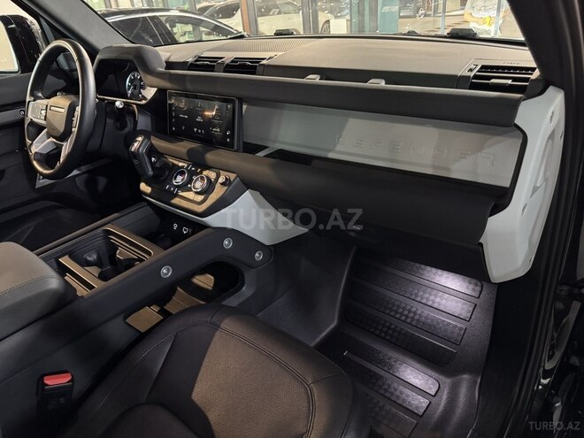 Land Rover Defender 2023, 39,400 km - 3.0 l - Bakı