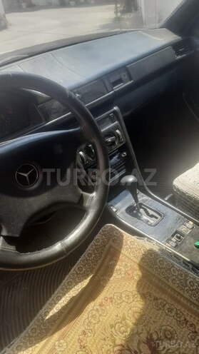 Mercedes E 260 1987, 222,222 km - 2.5 l - Bakı