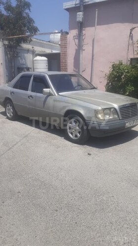 Mercedes E 260 1987, 222,222 km - 2.5 l - Bakı