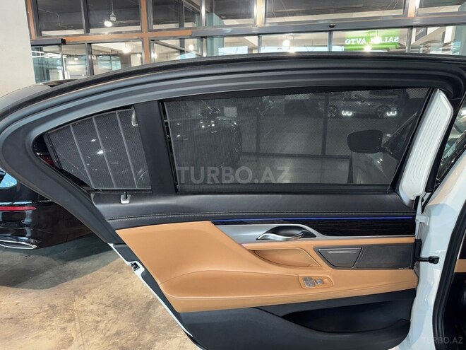 BMW 740Le 2018, 127,400 km - 2.0 l - Bakı
