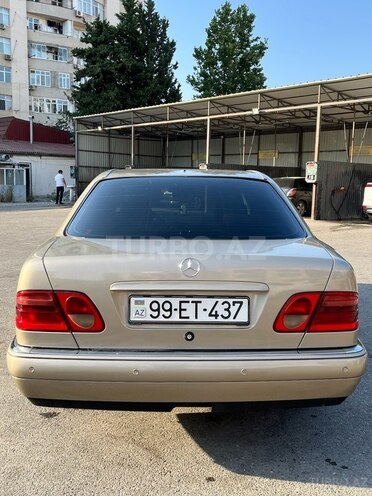 Mercedes E 220 d 1999, 407,000 km - 2.2 л - Bakı