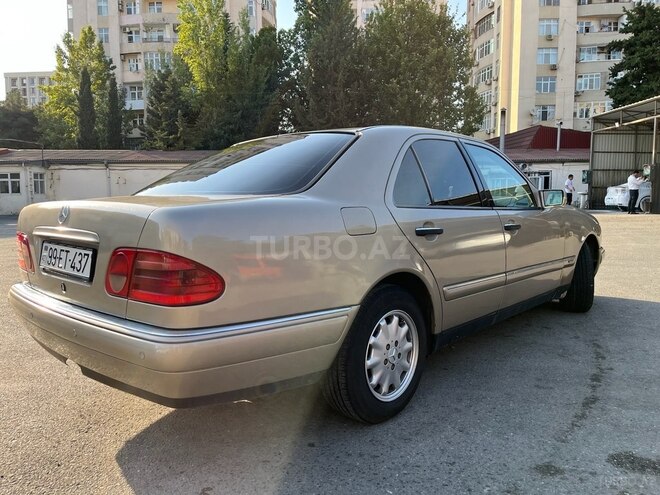 Mercedes E 220 d 1999, 407,000 km - 2.2 л - Bakı
