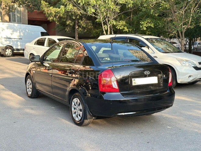 Hyundai Accent 2009, 240,000 km - 1.4 л - Bakı