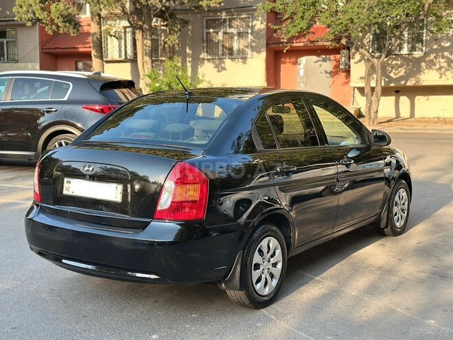 Hyundai Accent 2009, 240,000 km - 1.4 л - Bakı
