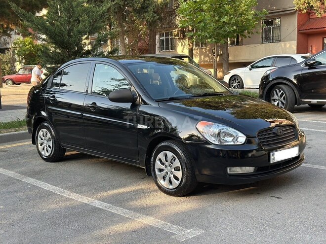 Hyundai Accent 2009, 240,000 km - 1.4 л - Bakı