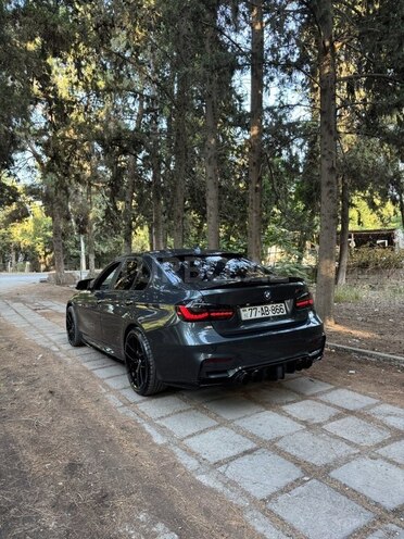 BMW 320 2015, 236,500 km - 2.0 л - Bakı