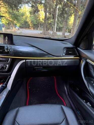 BMW 320 2015, 236,500 km - 2.0 л - Bakı