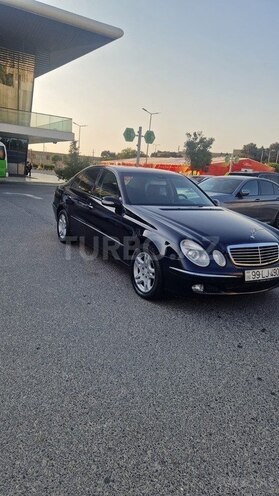 Mercedes E 240 2004, 318,537 km - 2.6 l - Bakı