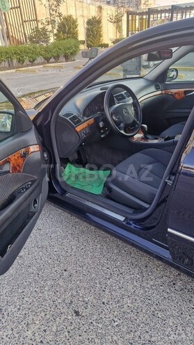 Mercedes E 240 2004, 318,537 km - 2.6 l - Bakı