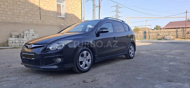 Hyundai i30 2011, 313,000 km - 1.6 л - Bakı