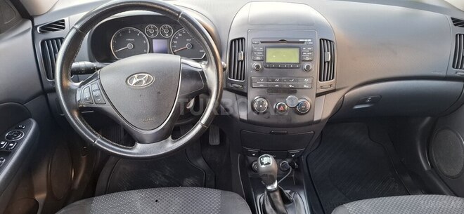 Hyundai i30 2011, 313,000 km - 1.6 л - Bakı