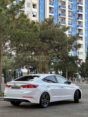 Hyundai Avante 2016, 214,000 km - 1.6 l - Bakı