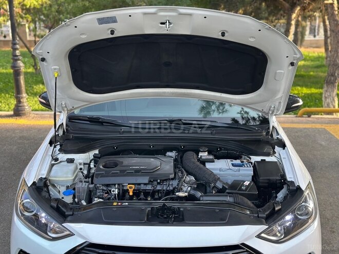 Hyundai Avante 2016, 214,000 km - 1.6 l - Bakı