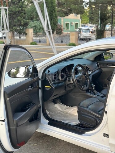 Hyundai Avante 2016, 214,000 km - 1.6 l - Bakı
