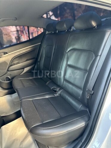 Hyundai Avante 2016, 214,000 km - 1.6 l - Bakı