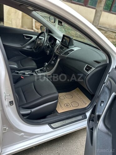 Hyundai Avante 2014, 194,337 km - 1.6 l - Bakı