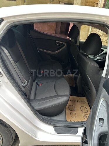 Hyundai Avante 2014, 194,337 km - 1.6 l - Bakı