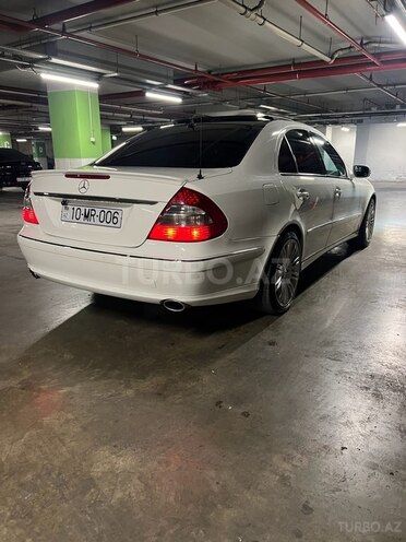 Mercedes E 280-5