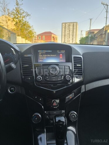 Chevrolet Cruze-8