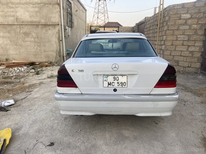 Mercedes C 230 1997, 276,442 km - 2.3 l - Bakı