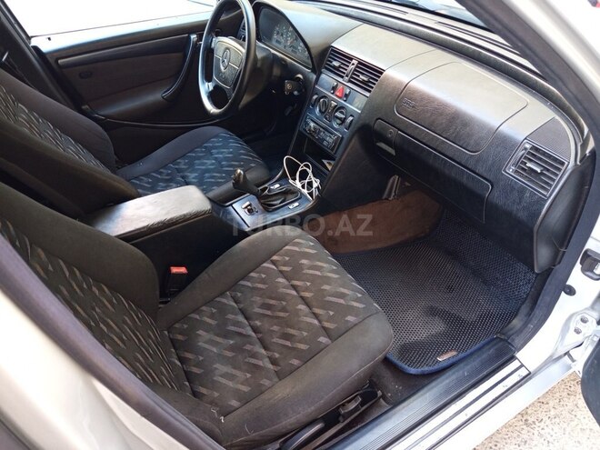 Mercedes C 180 1997, 228,000 km - 1.8 л - Bakı