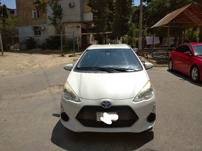 Toyota Aqua 2016, 240,000 km - 1.5 l - Bakı